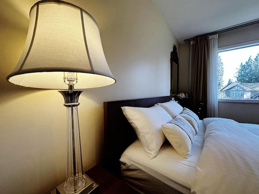 Super Cosy 8Bed & 6Bath In Vancouver Heart Near To Airport And Downtown 外观 照片