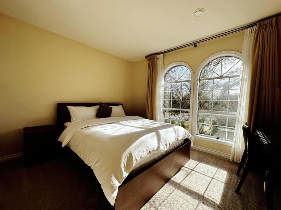 Super Cosy 8Bed & 6Bath In Vancouver Heart Near To Airport And Downtown 外观 照片