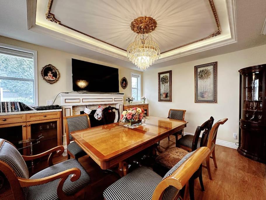 Super Cosy 8Bed & 6Bath In Vancouver Heart Near To Airport And Downtown 外观 照片